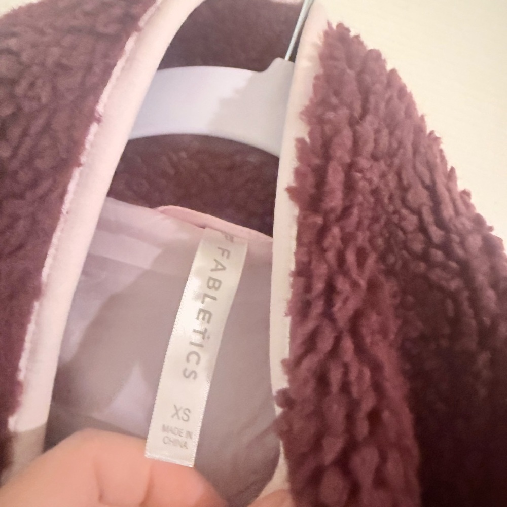 Fabletics jacket - Picture 4 of 4